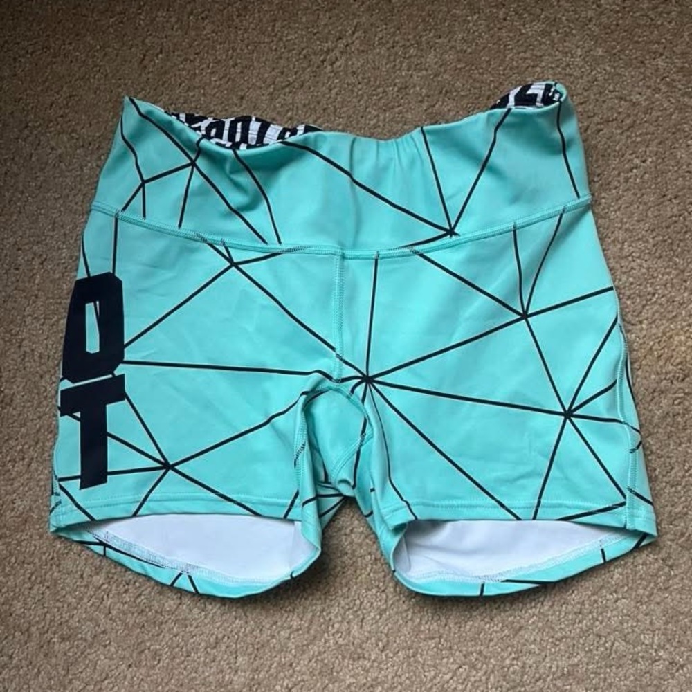 Geometric Patterned Athletic Shorts - image 1